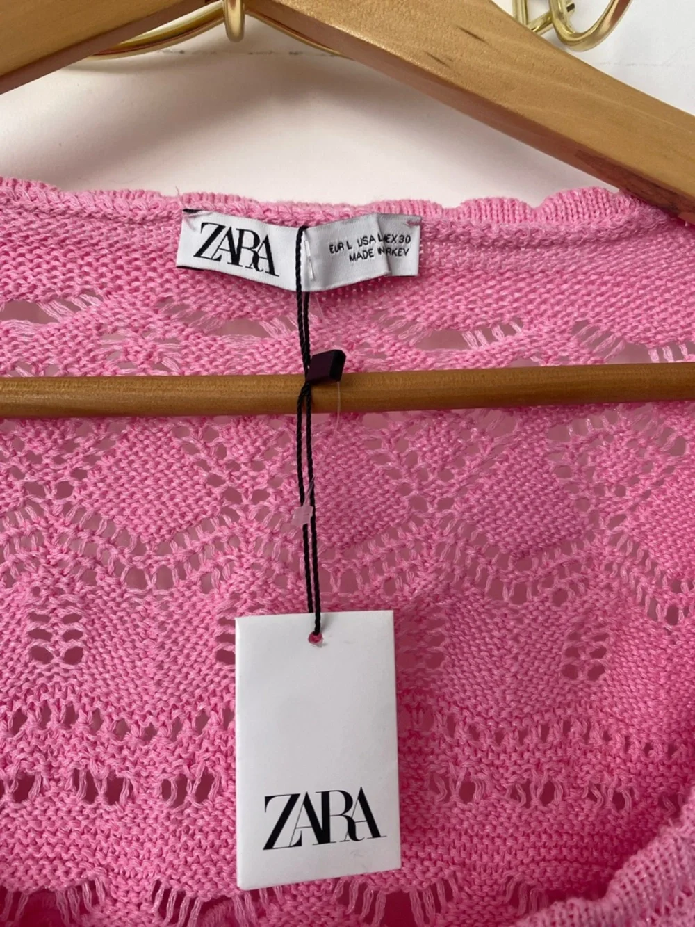 ZARA Pink Crochet Button-Up Short Sleeve Cardigan NWT! 🩷✨ - Picture 4 of 7